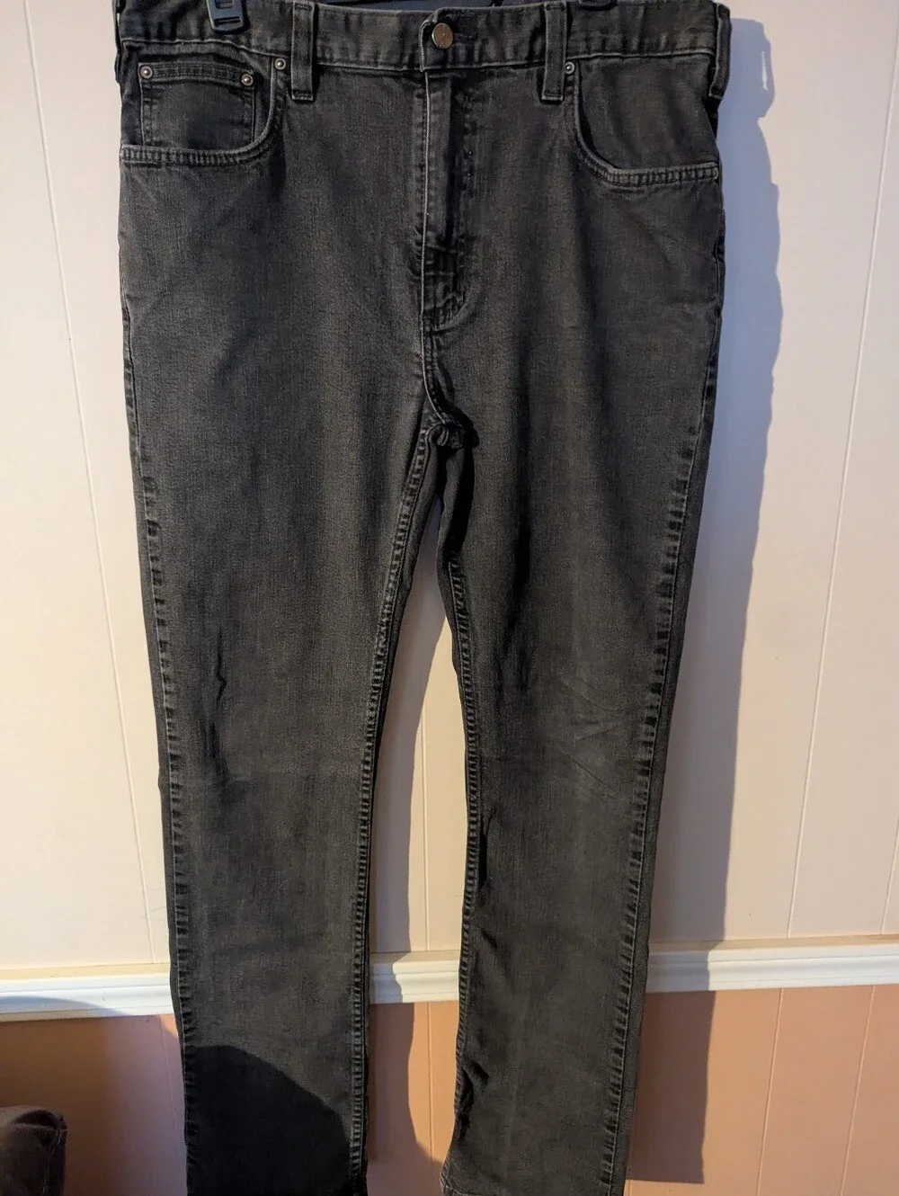 Carhartt Men’s Faded Black Relaxed Fit Jeans with Logo Patch Size 36 X 34